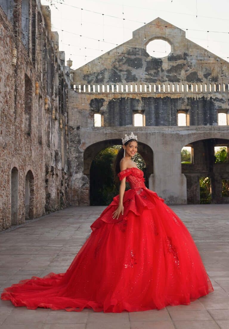 long sleeve sparkly red dress Shine